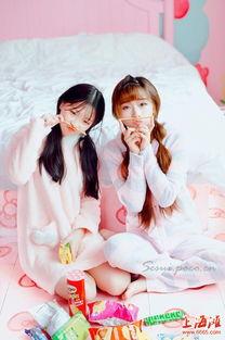 闺蜜私房写真花絮,幕后甜蜜瞬间大揭秘